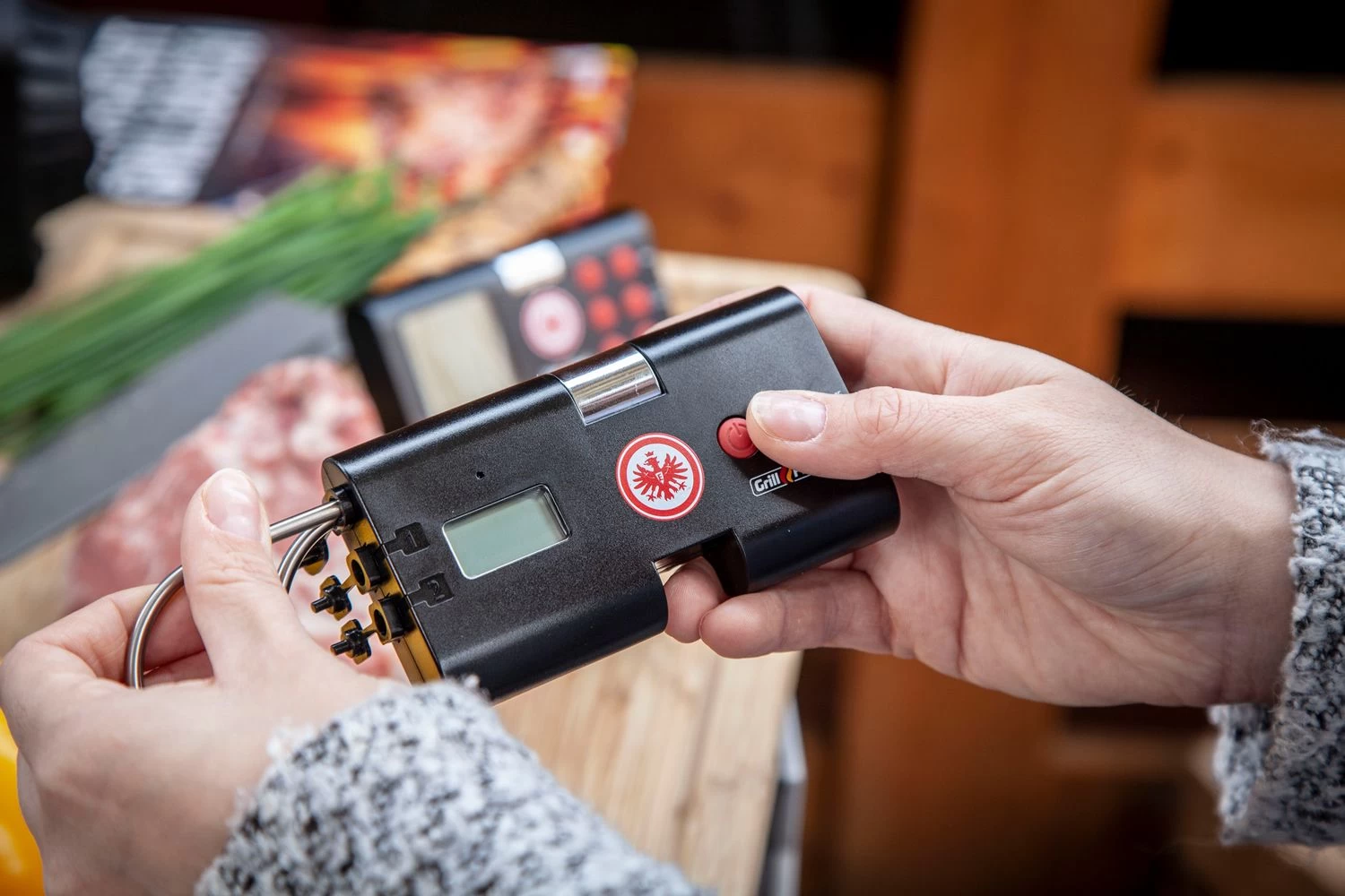 Grillfürst Funk-Thermometer / Grillthermometer / Grillgut Thermometer - Eintracht Frankfurt Edition – Bild 4