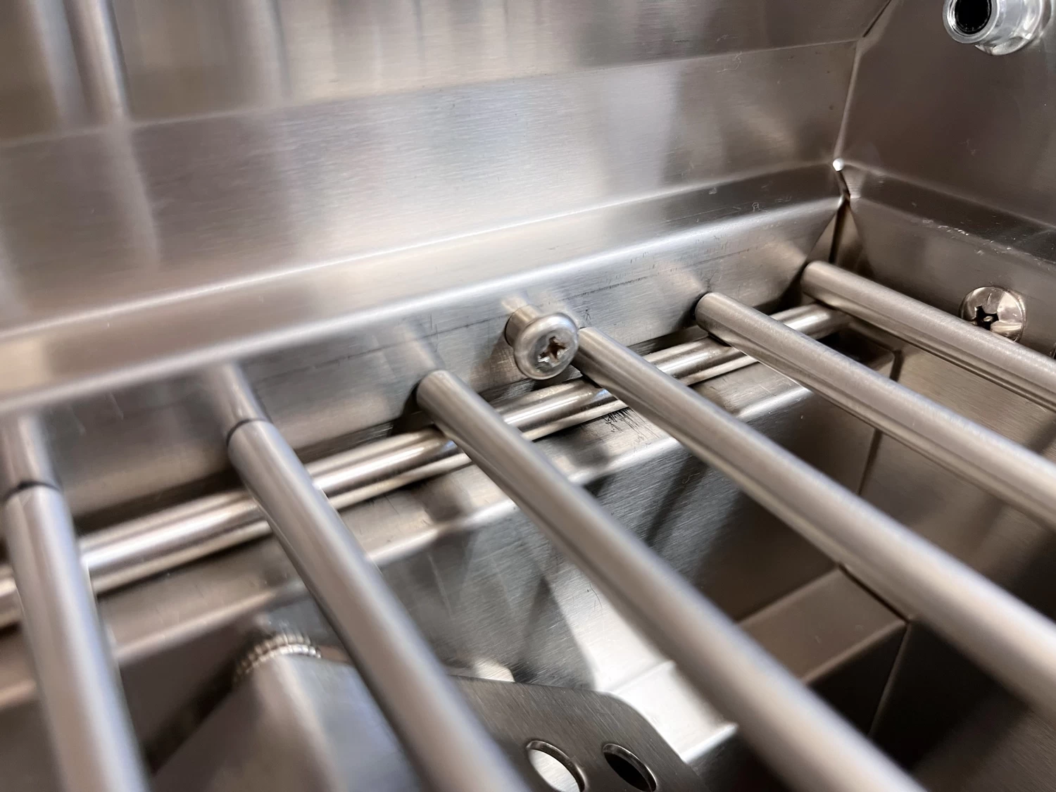 Grillfürst G201E 2-Brenner Gasgrill Portabel V2 - Campinggrill / Balkongrill 50mbar – Bild 11