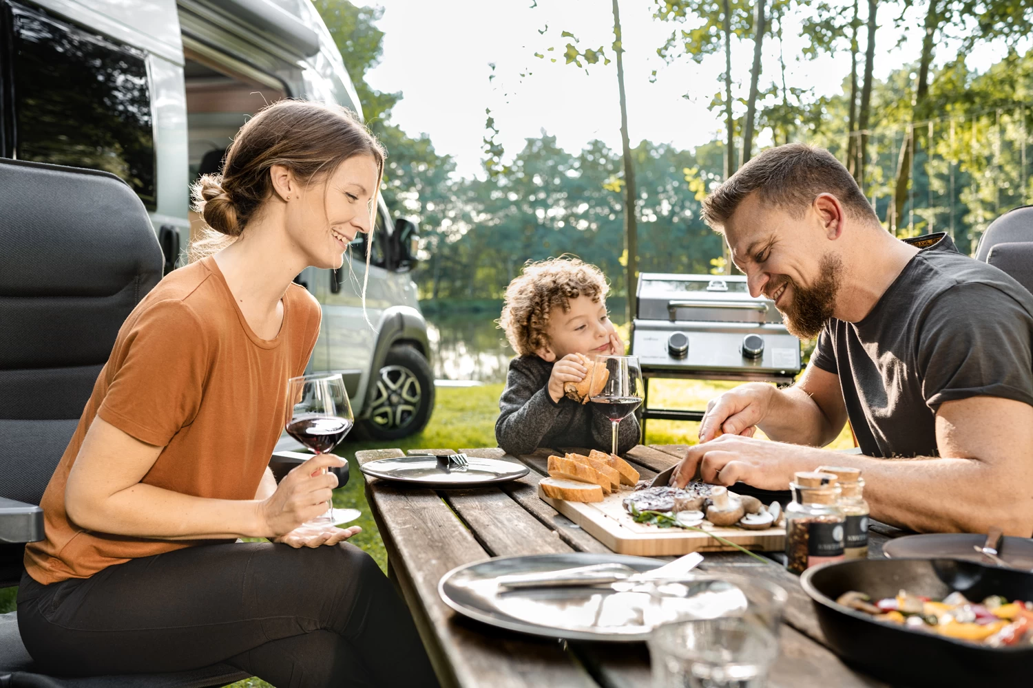 Grillfürst G201E 2-Brenner Gasgrill Portabel V2 - Campinggrill / Balkongrill 50mbar - Inkl. Untergestell – Bild 19