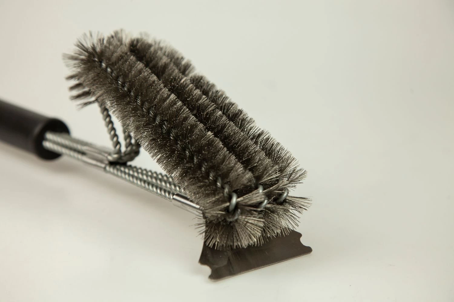 Grillfürst Grillbürste Edelstahl, Mit Langem 3-fach Bürstenkopf Und Schaber – Bild 2