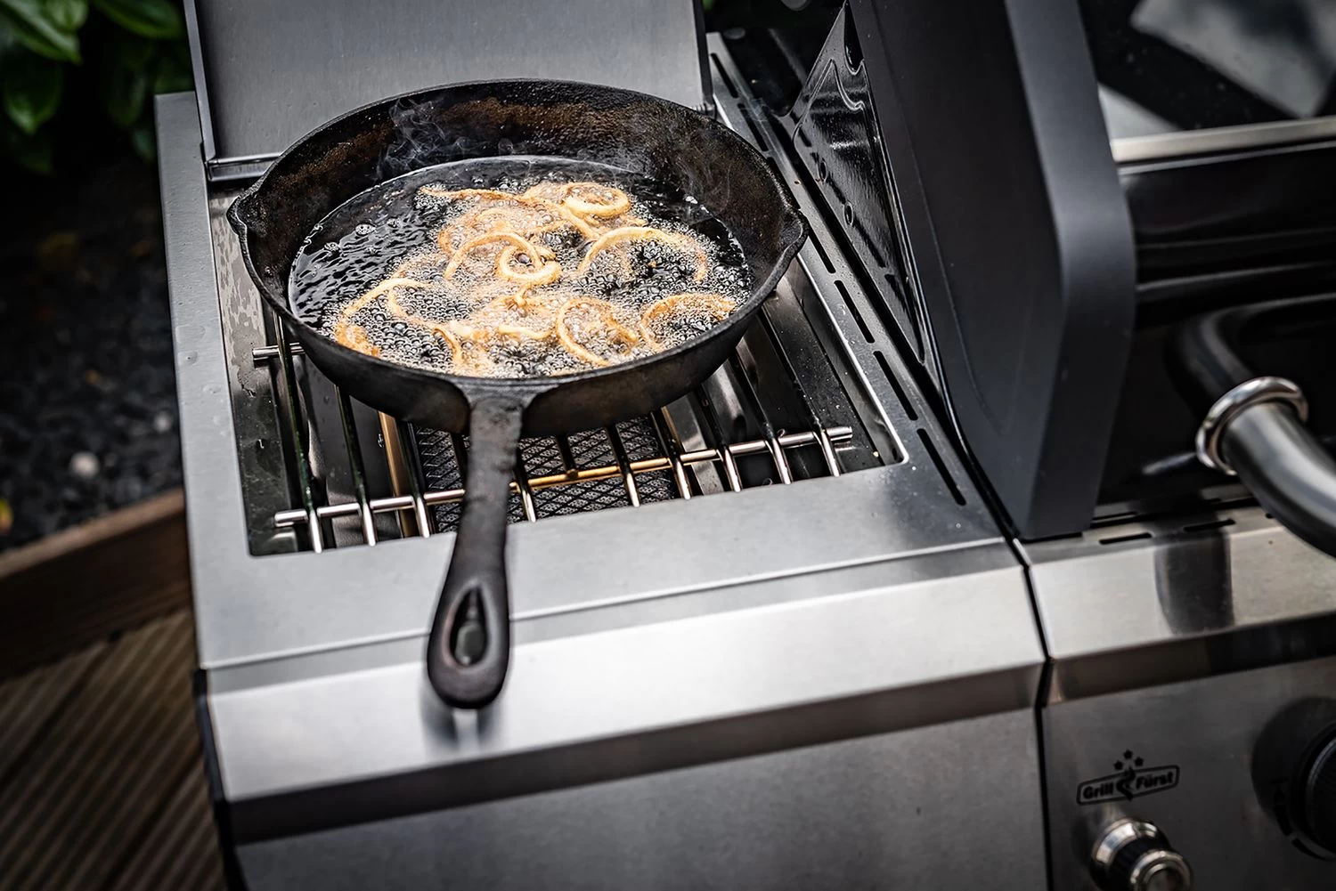 Grillfürst G621G 6-Brenner Edelstahl-Gasgrill - Eintracht Frankfurt Edition - Gusseisenroste – Bild 16