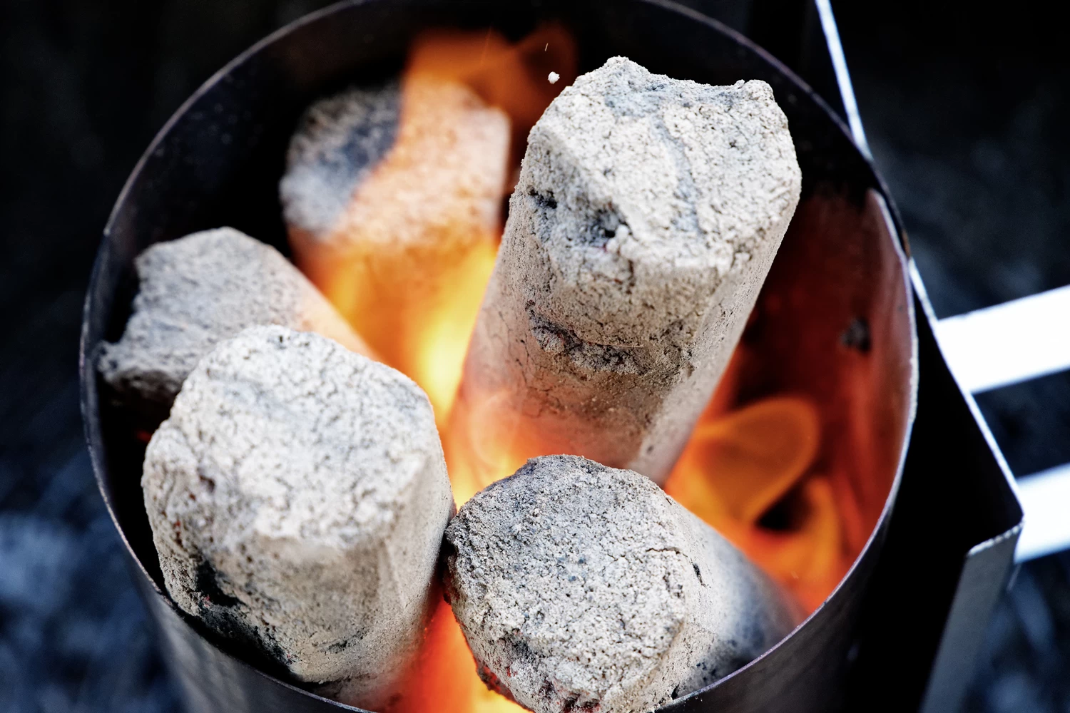 Grillfürst Kokosbriketts In Stangenform - 10 Kg - Ideal Für Dutch Oven Und Grill – Bild 7