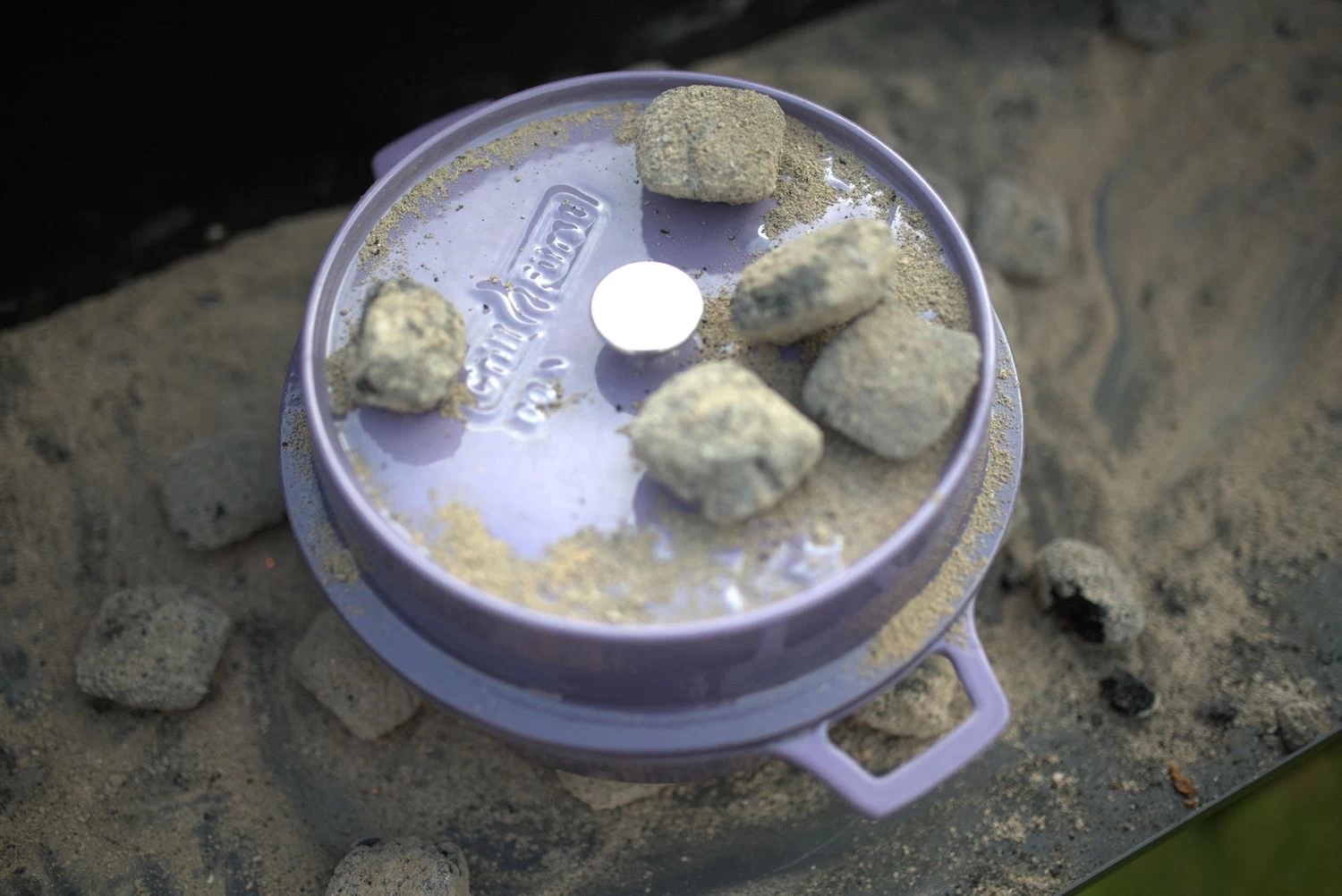 Grillfürst Emaillierter Dutch Oven Ohne Füsse DO4 - Lila – Bild 5