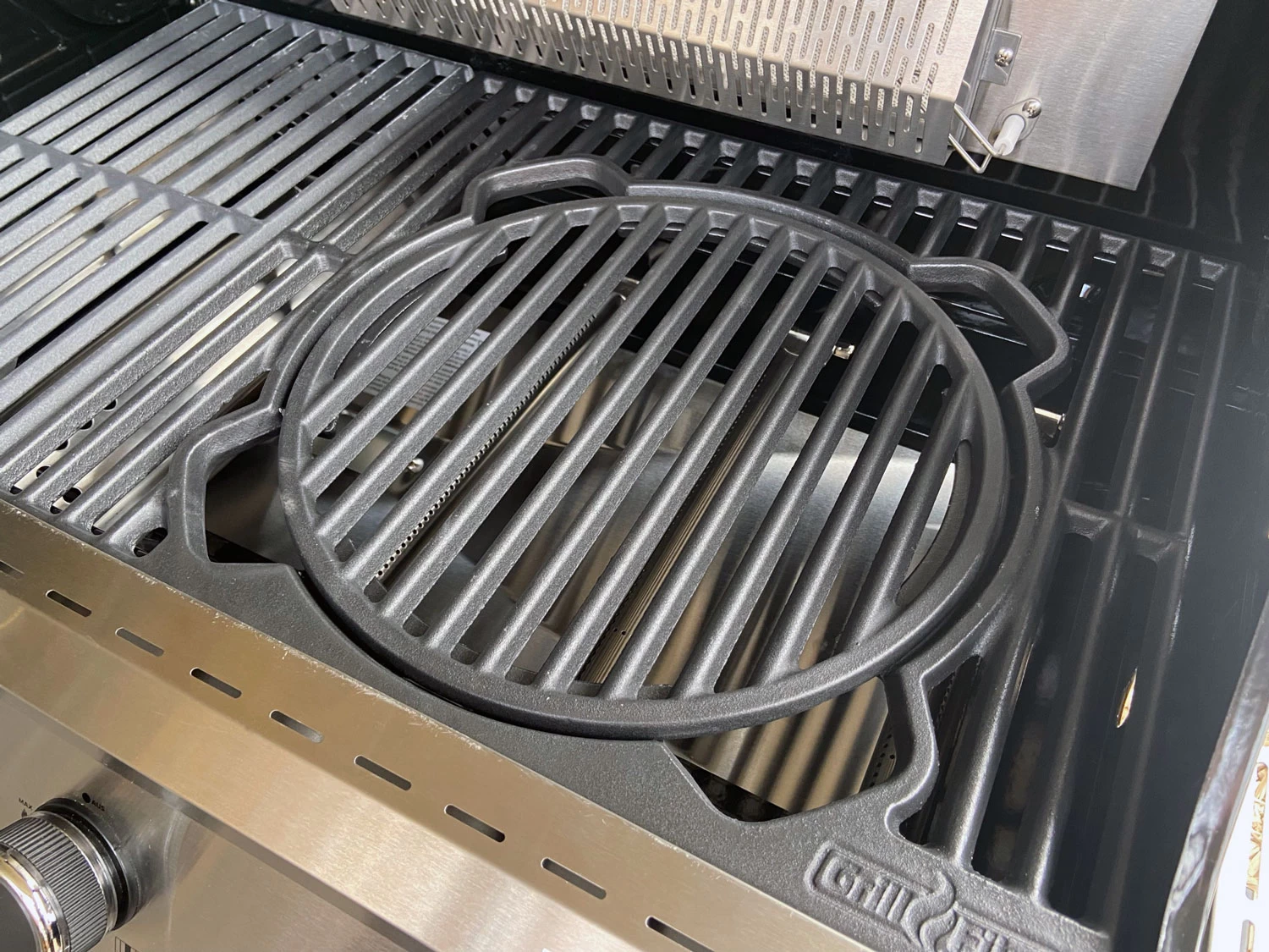 Grillfürst X-Rost System Grillrost Aus Gusseisen Für Grillfürst Gasgrills - Inkl. Gusseisen Wok Einsatz – Bild 6
