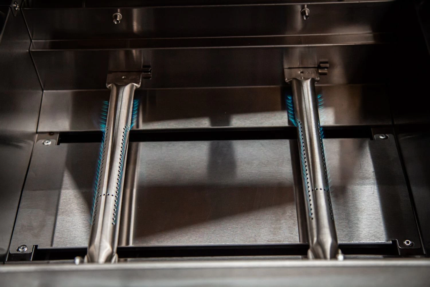 Grillfürst G201E 2-Brenner Gasgrill Portabel V2 - Campinggrill / Balkongrill 50mbar – Bild 5